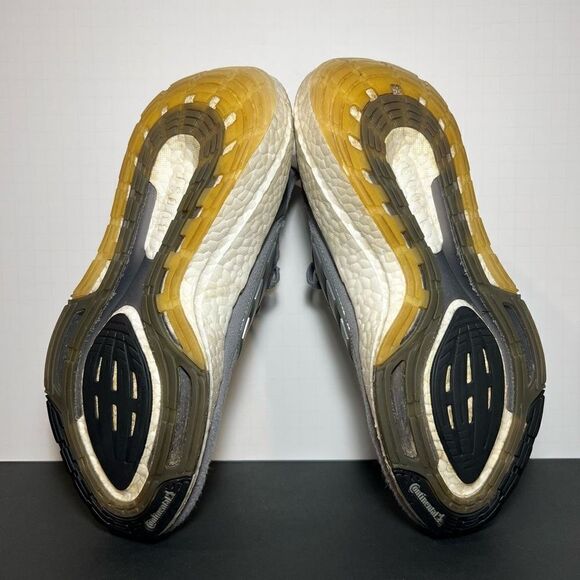 Womens ADIDAS UltraBoost 21 Gray Running Shoes / Size 8 - Picture 7 of 9